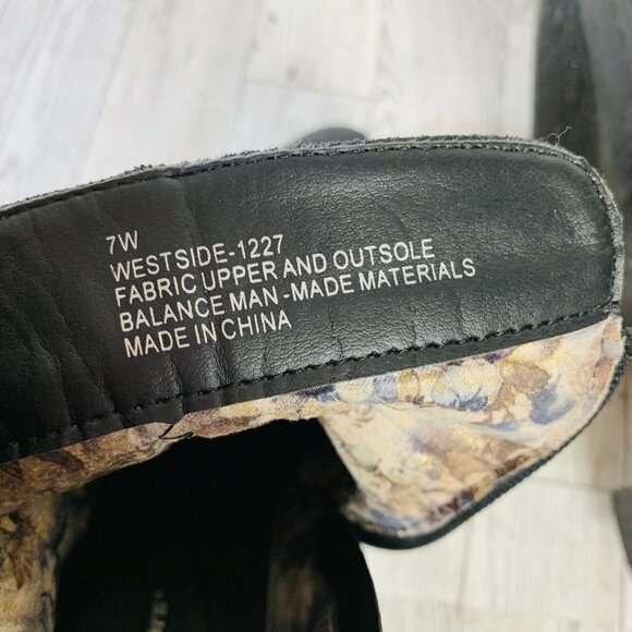 Cloudwalkers Westside Ankle Boots 7W Biker Western Strappy Stud Rhinestone Zip - Picture 15 of 16